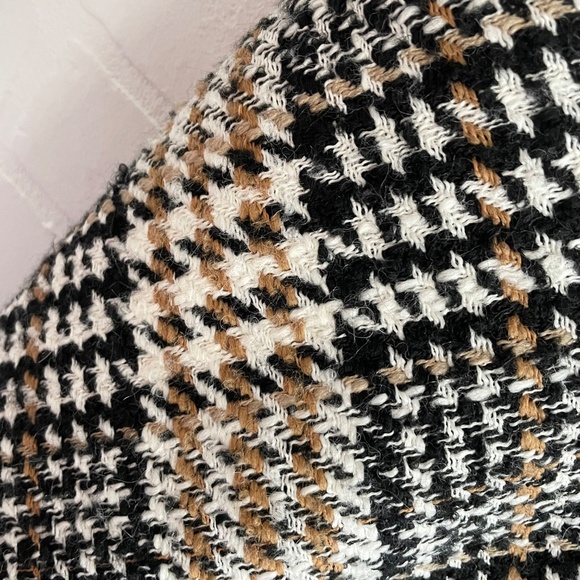 Marc Cain Mini Skirt Academia Wool blend Plaid Houndstooth Neutral Tan Cream 8 - Picture 13 of 13